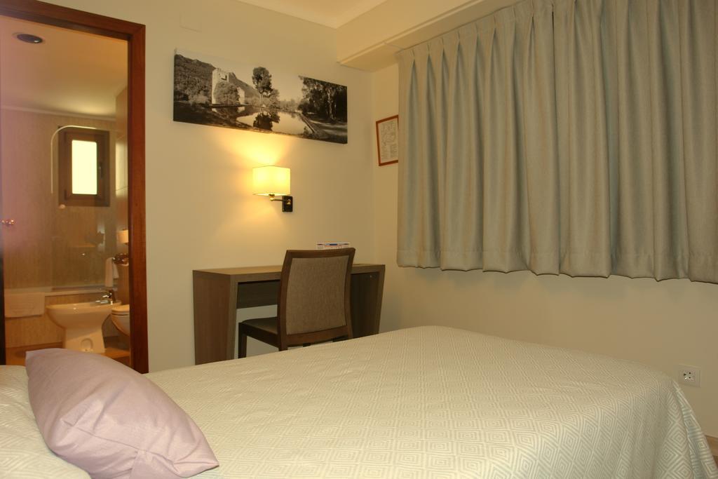 Hotel Avenida Plaza Alzira Værelse billede