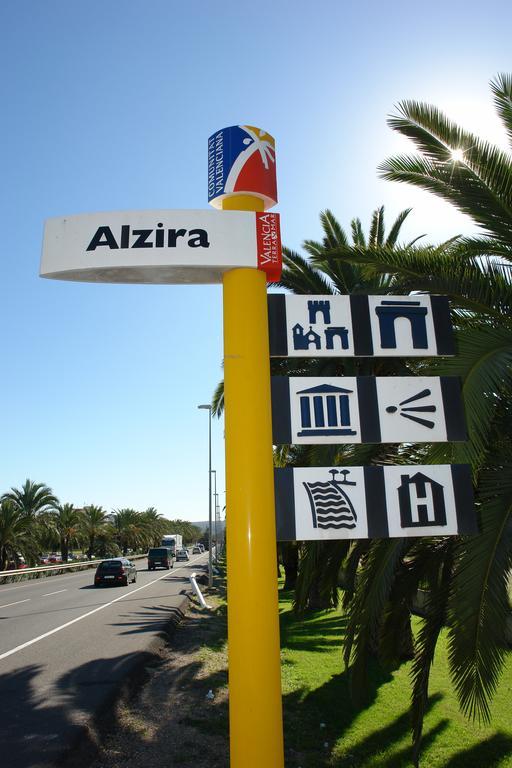 Hotel Avenida Plaza Alzira Eksteriør billede