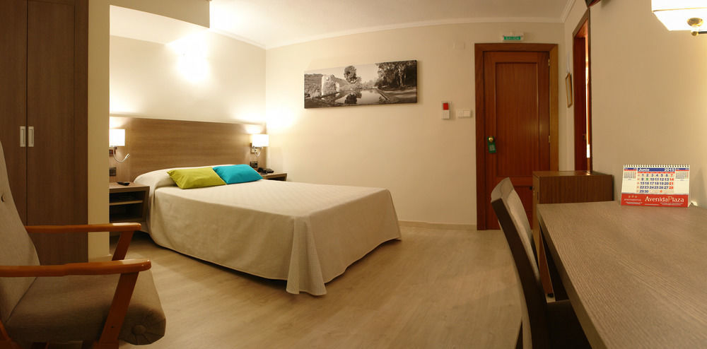 Hotel Avenida Plaza Alzira Eksteriør billede